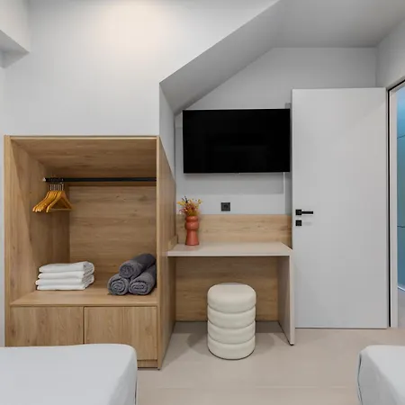 The 8 Suites Polychrono Buitenkant foto