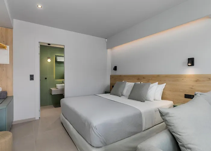 The 8 Suites